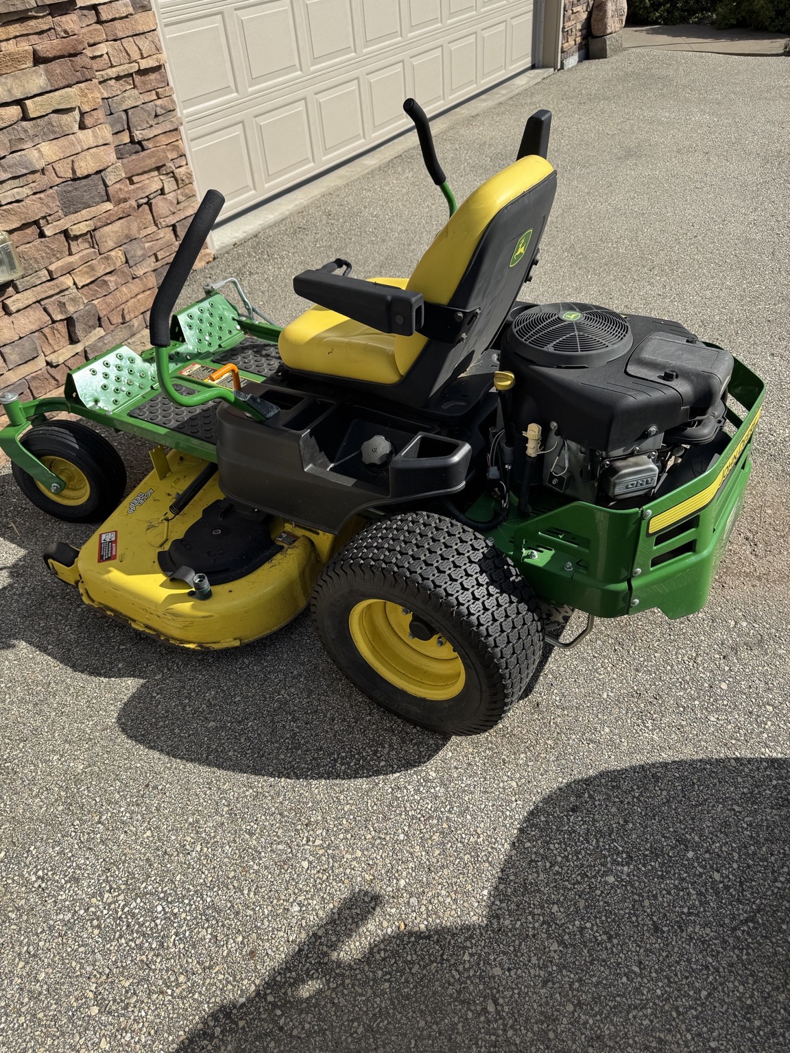 2018 John Deere Z355R Image 4