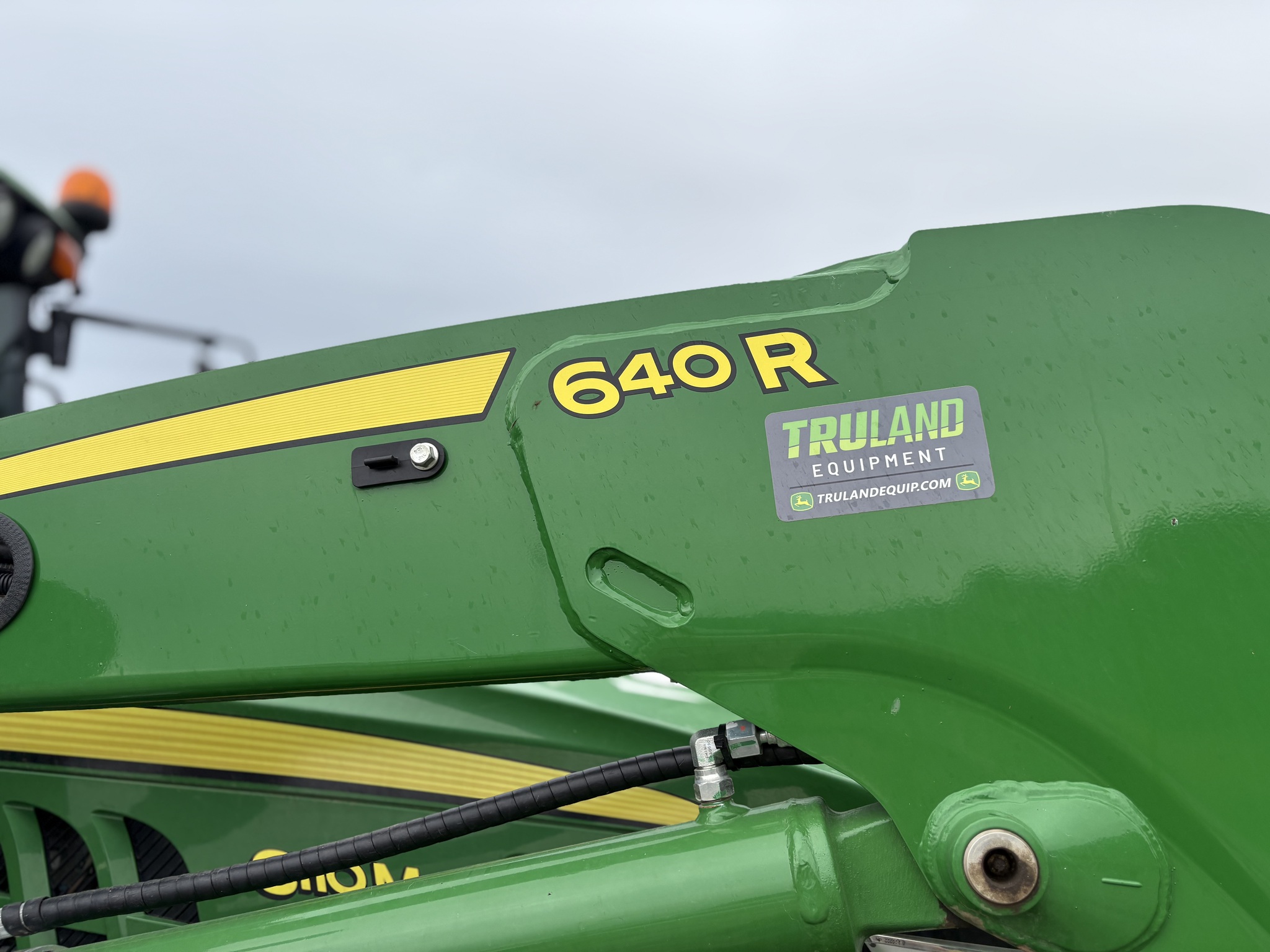 2017 John Deere 6110M Image 38