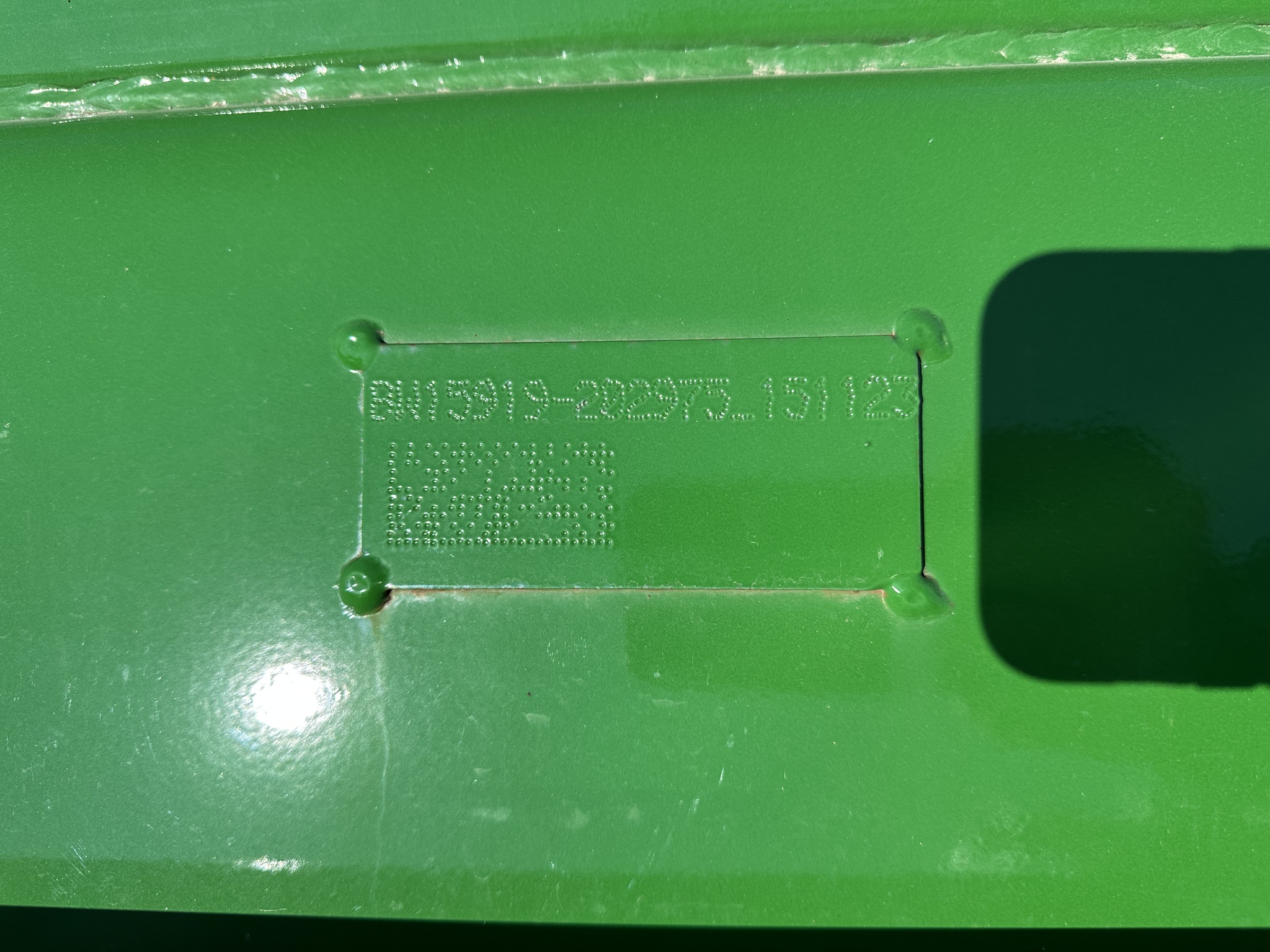 2017 John Deere 6110M Image 26