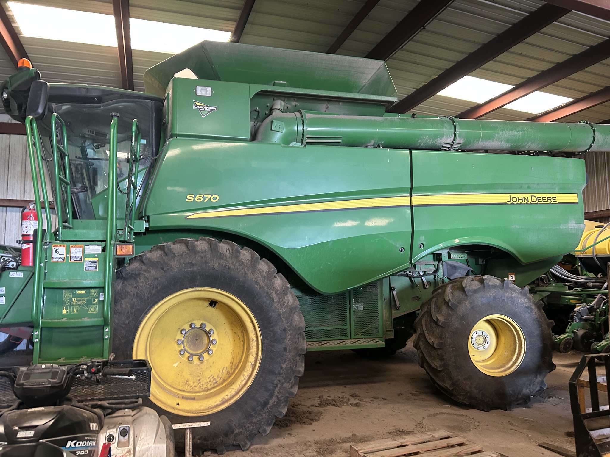 2015 John Deere S670 Image 1