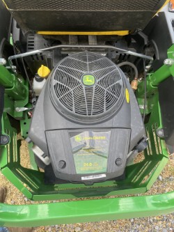 2023 John Deere Z515E Image 4
