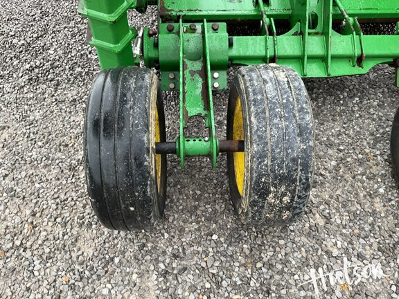 Photo of 2021 John Deere R20