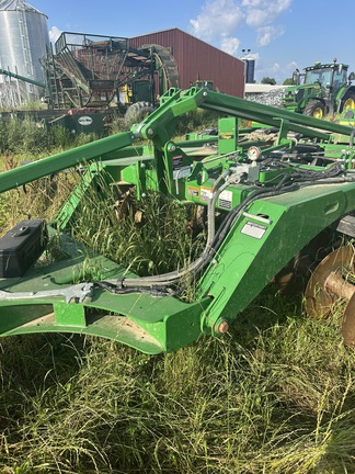 Photo of 2021 John Deere 2720