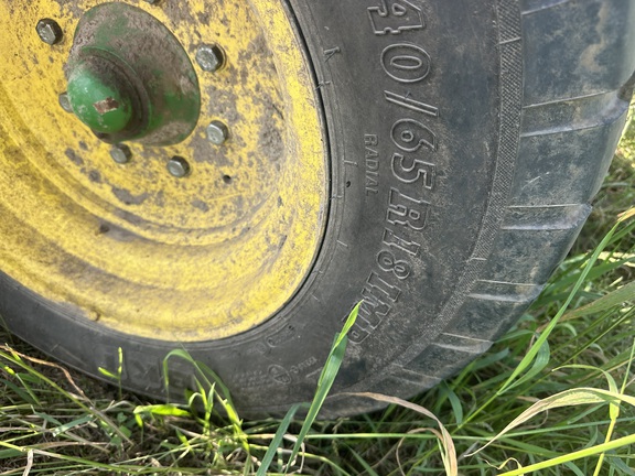 Photo of 2021 John Deere 2720