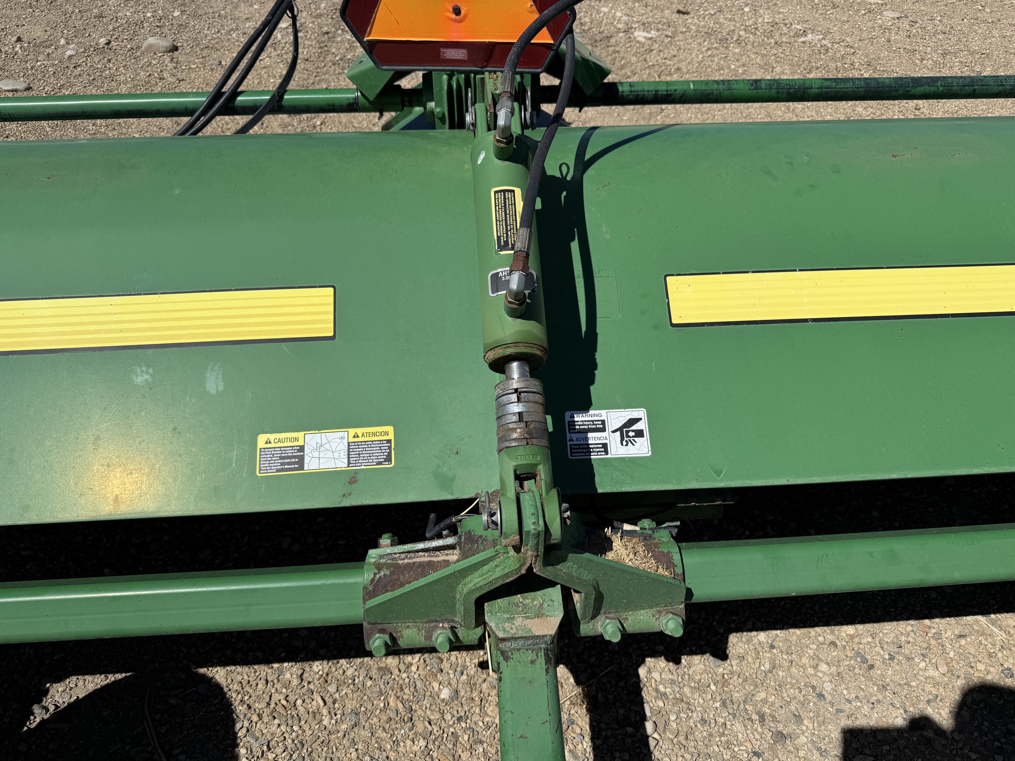 2008 John Deere 520 Image 4