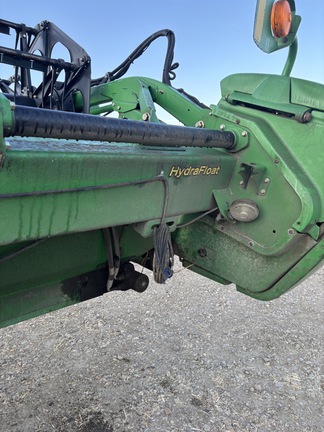 Used 2009 John Deere 635D Combine Platforms at Horizon Ag & Turf in Lloydminster, AB - Photo6