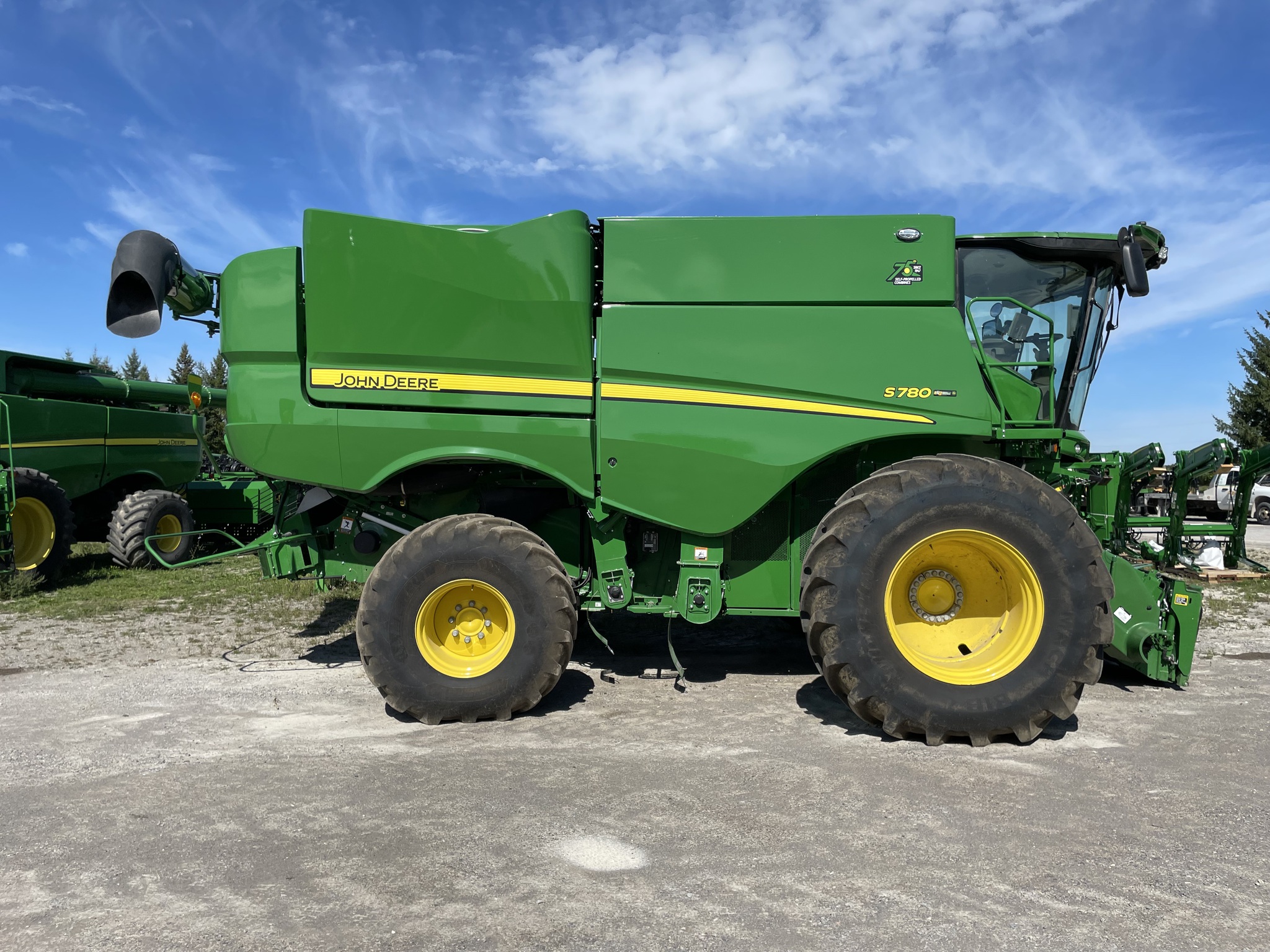 2022 John Deere S780 Image 3
