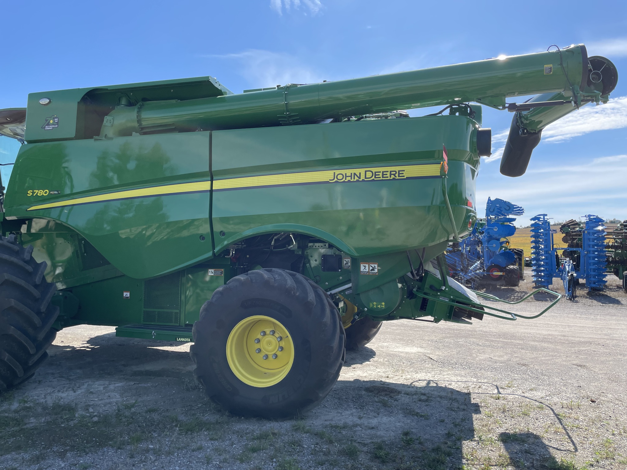 2022 John Deere S780 Image 7
