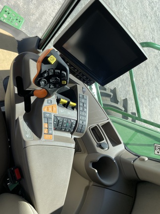 2022 John Deere S780 thumbnail 12