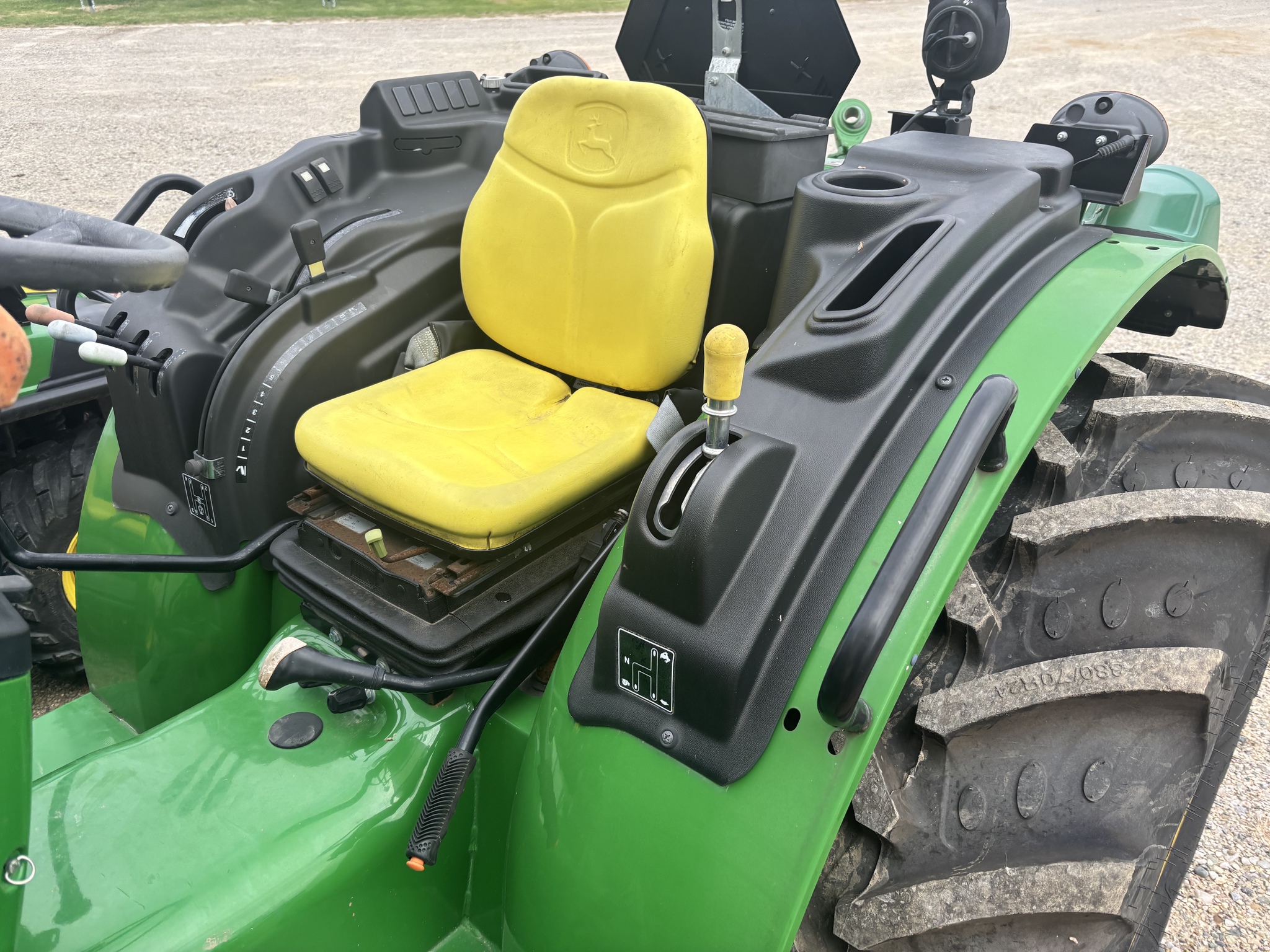 John Deere 5075GN Image 5
