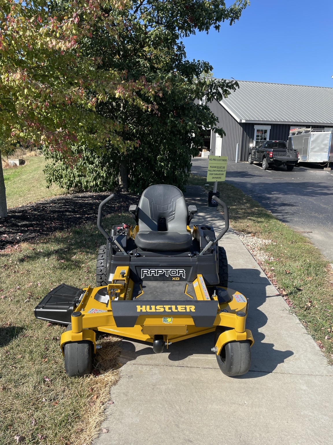 2024 Hustler RAPTOR XD Image 2