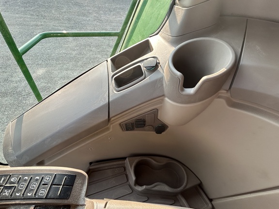 2024 John Deere S770 (19th thumbnail)