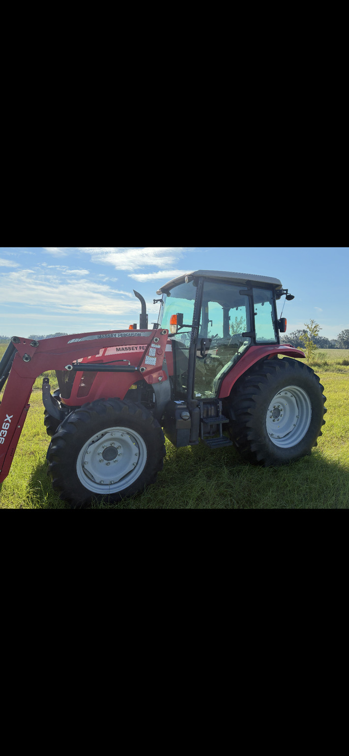 2015 Massey Ferguson 4610 Image 1