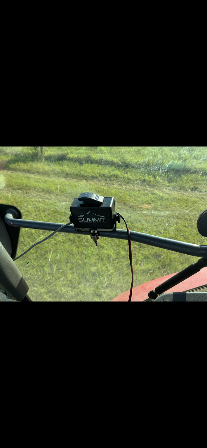 2015 Massey Ferguson 4610 Image 6