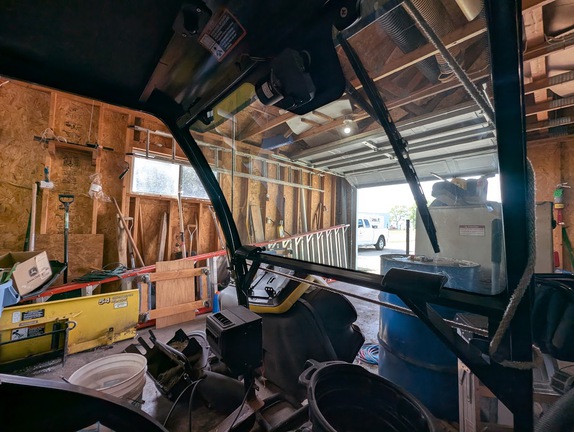 2012 John Deere X724 - Photo29