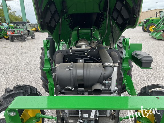 Photo of 2024 John Deere 5075E