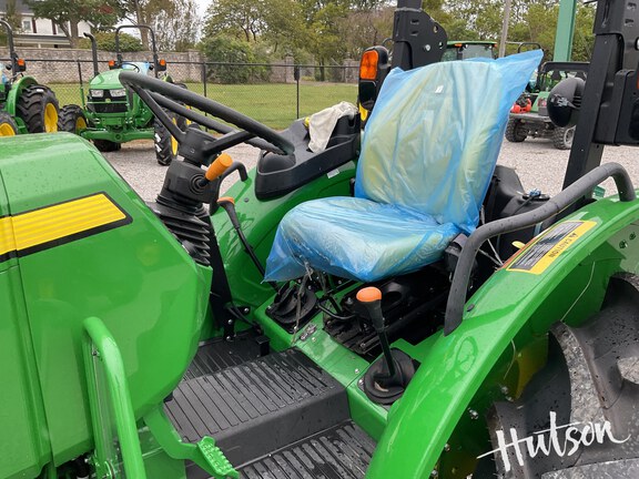 Photo of 2024 John Deere 5075E