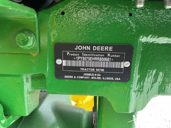 Photo of 2024 John Deere 5075E