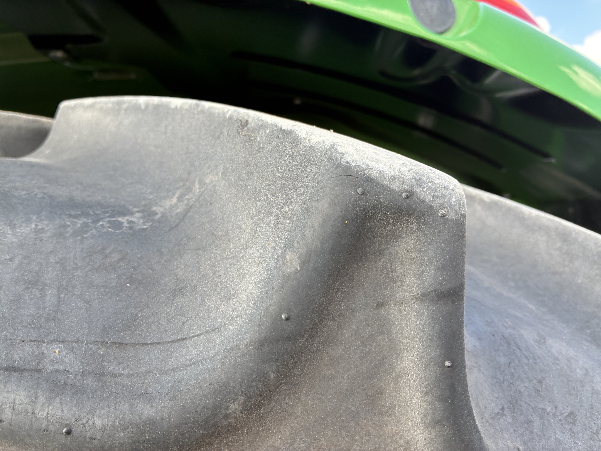 2024 John Deere 6105E Image 5