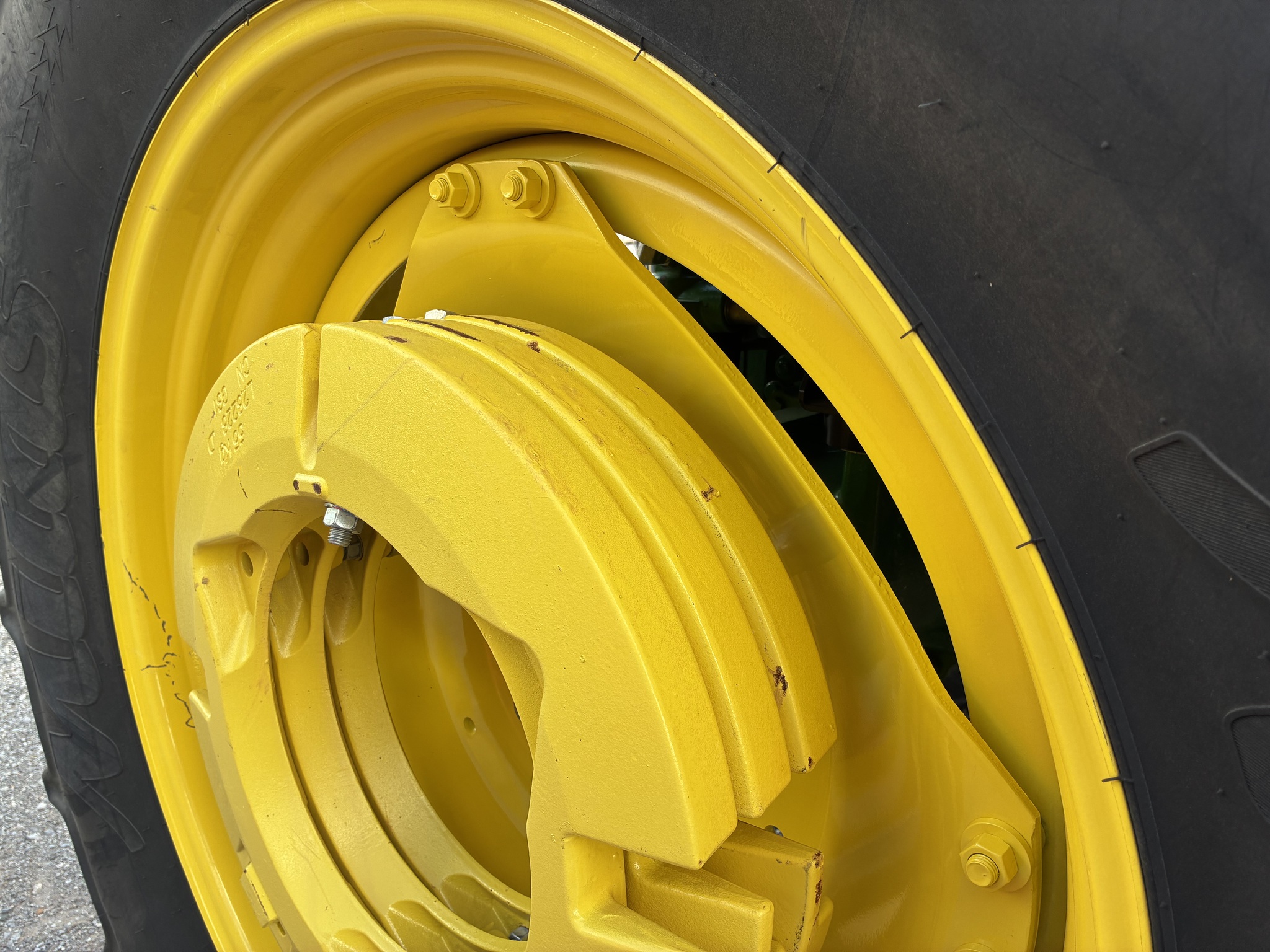 2024 John Deere 6105E Image 8