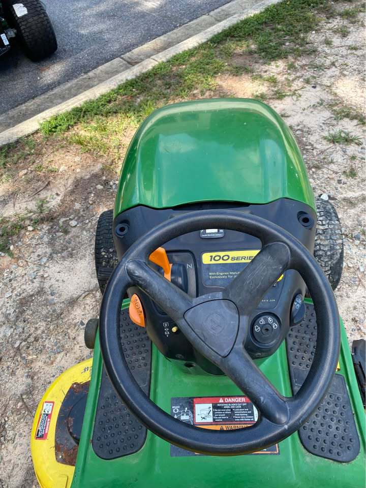 2006 John Deere LA145 Image 6