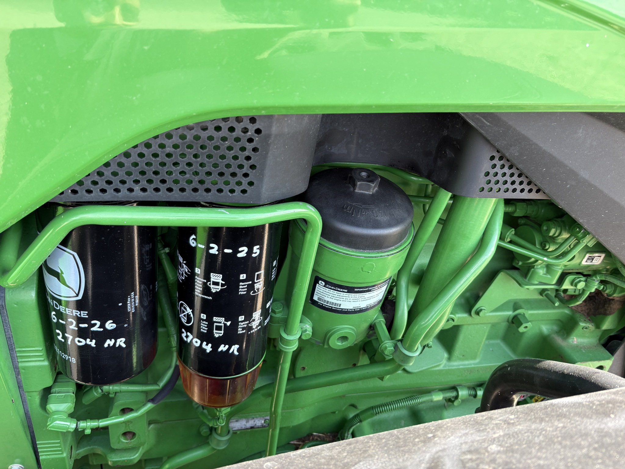 2022 John Deere 8R 370 Image 6