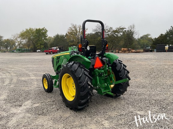 Photo of 2022 John Deere 5055E