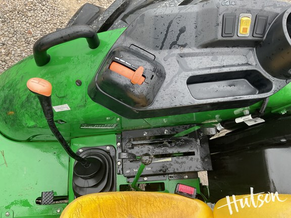 Photo of 2022 John Deere 5055E
