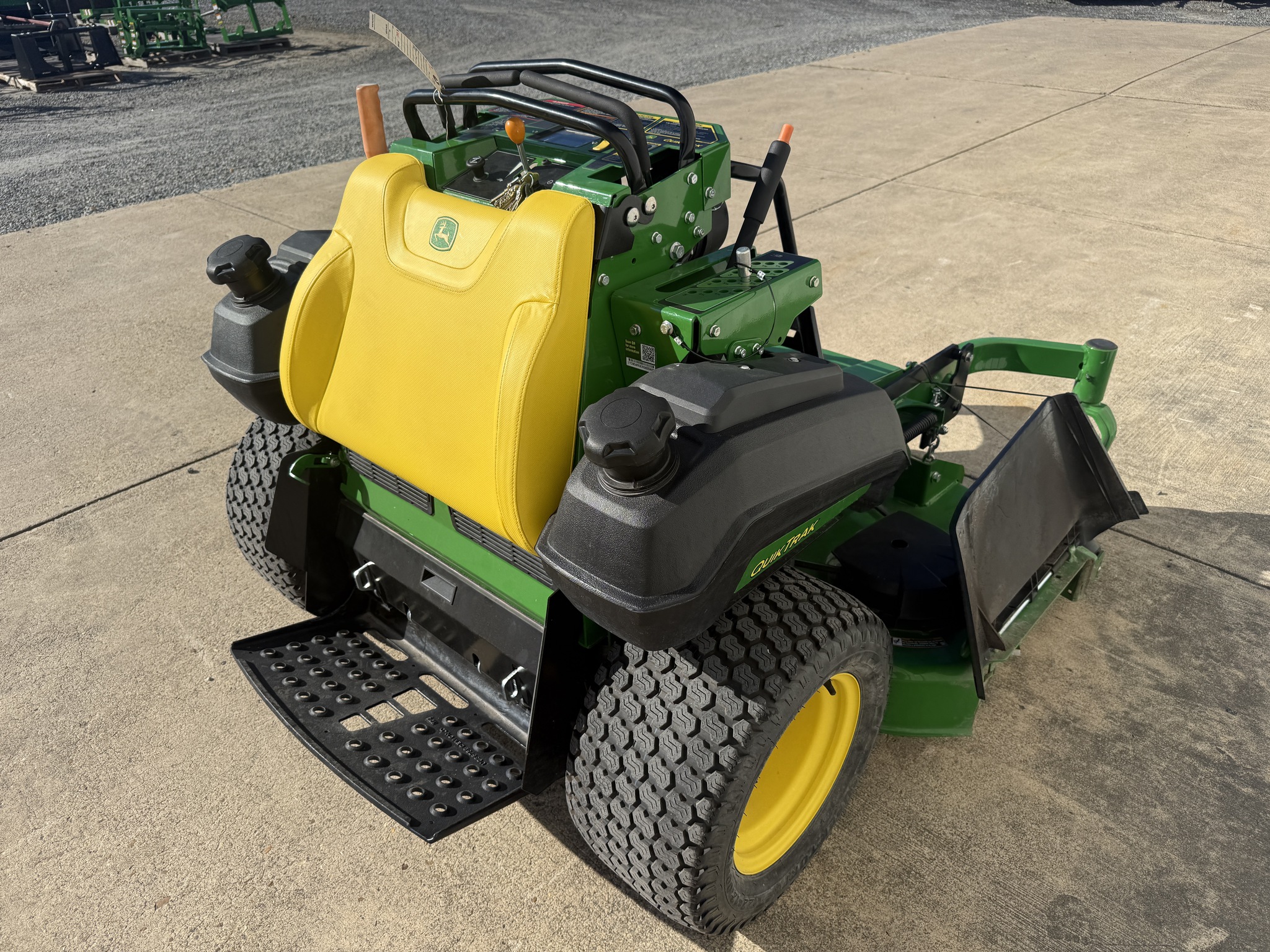 2025 John Deere Q850M Image 3