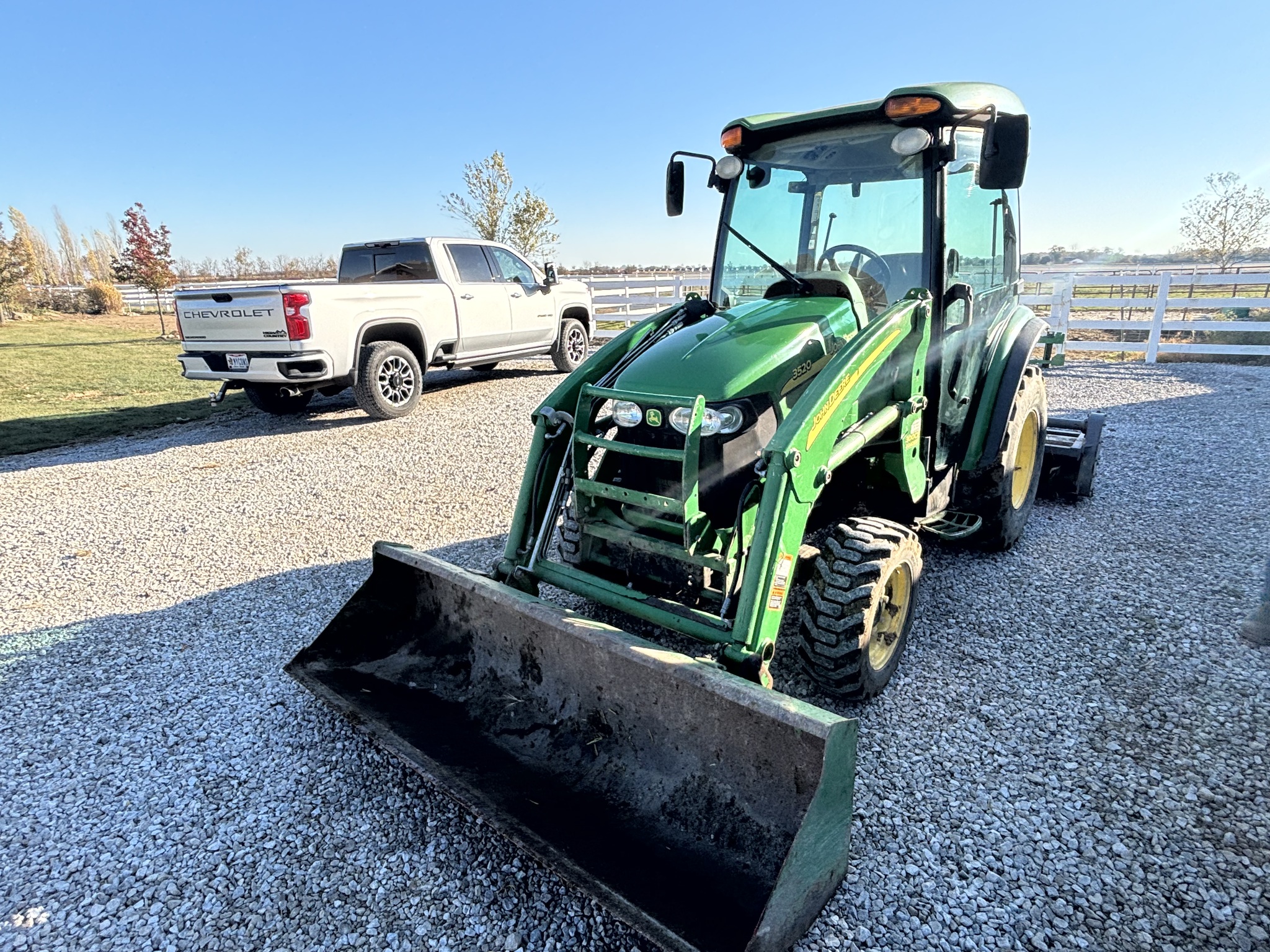 2009 John Deere 3520 Image 1