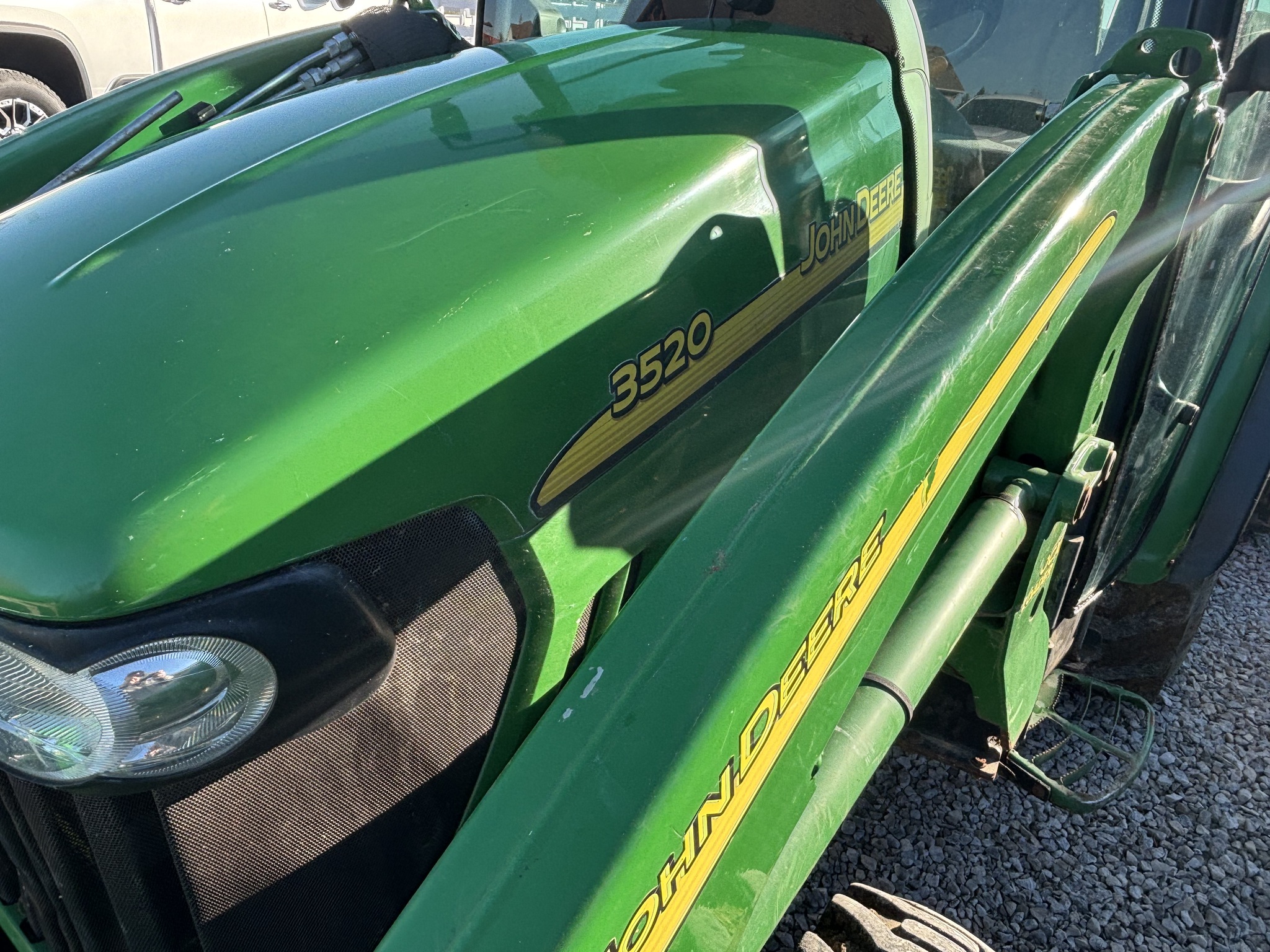 2009 John Deere 3520 Image 5