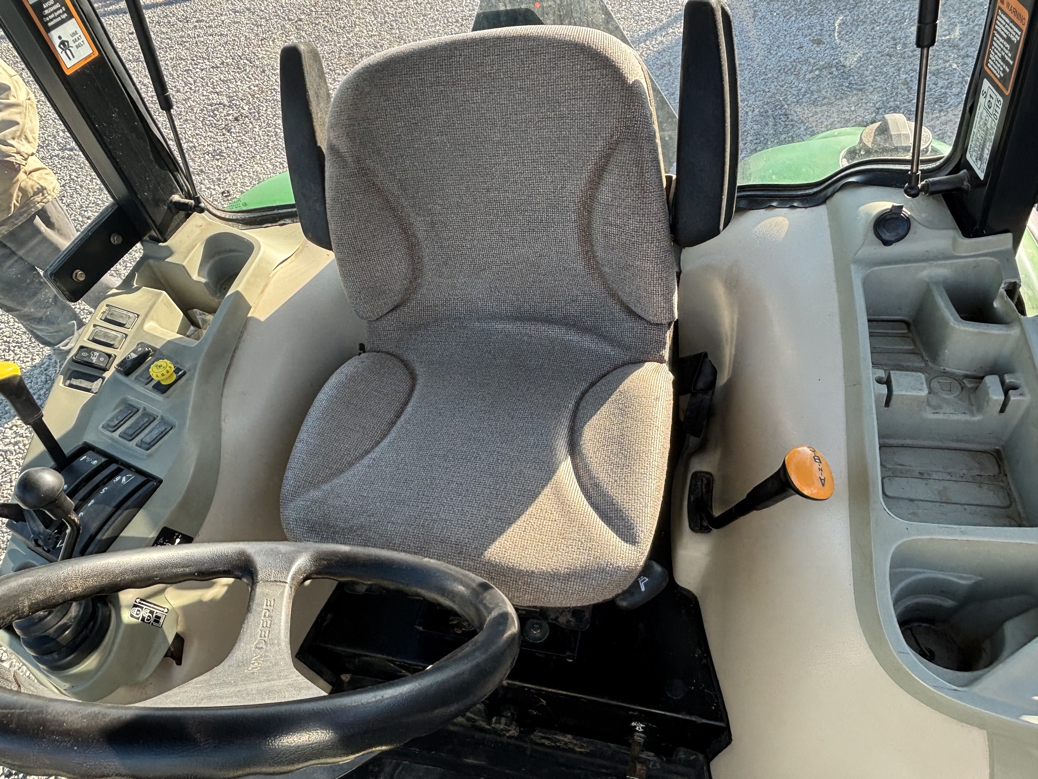 2009 John Deere 3520 Image 22