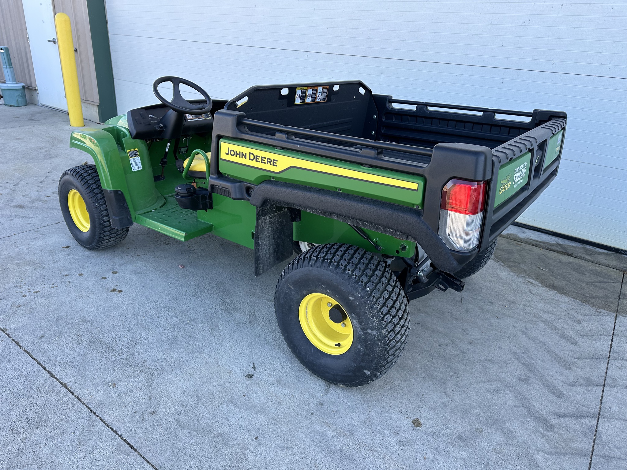 2023 John Deere TX Image 3