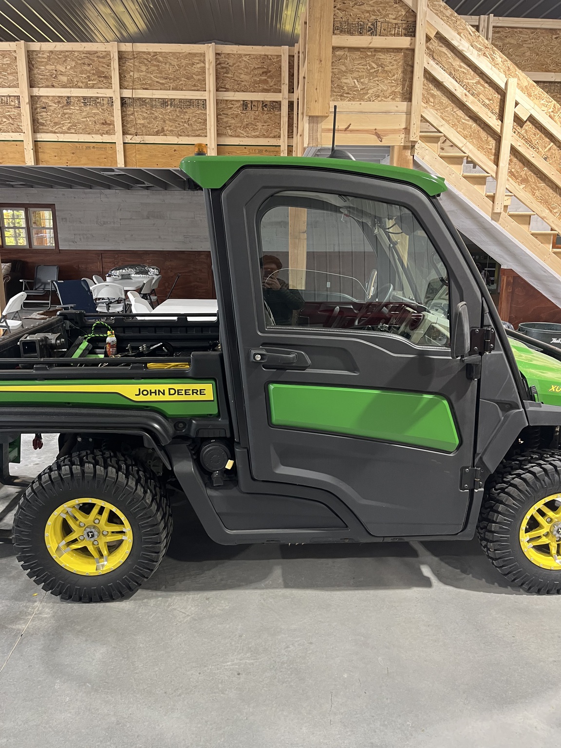 2022 John Deere XUV 835R Image 6