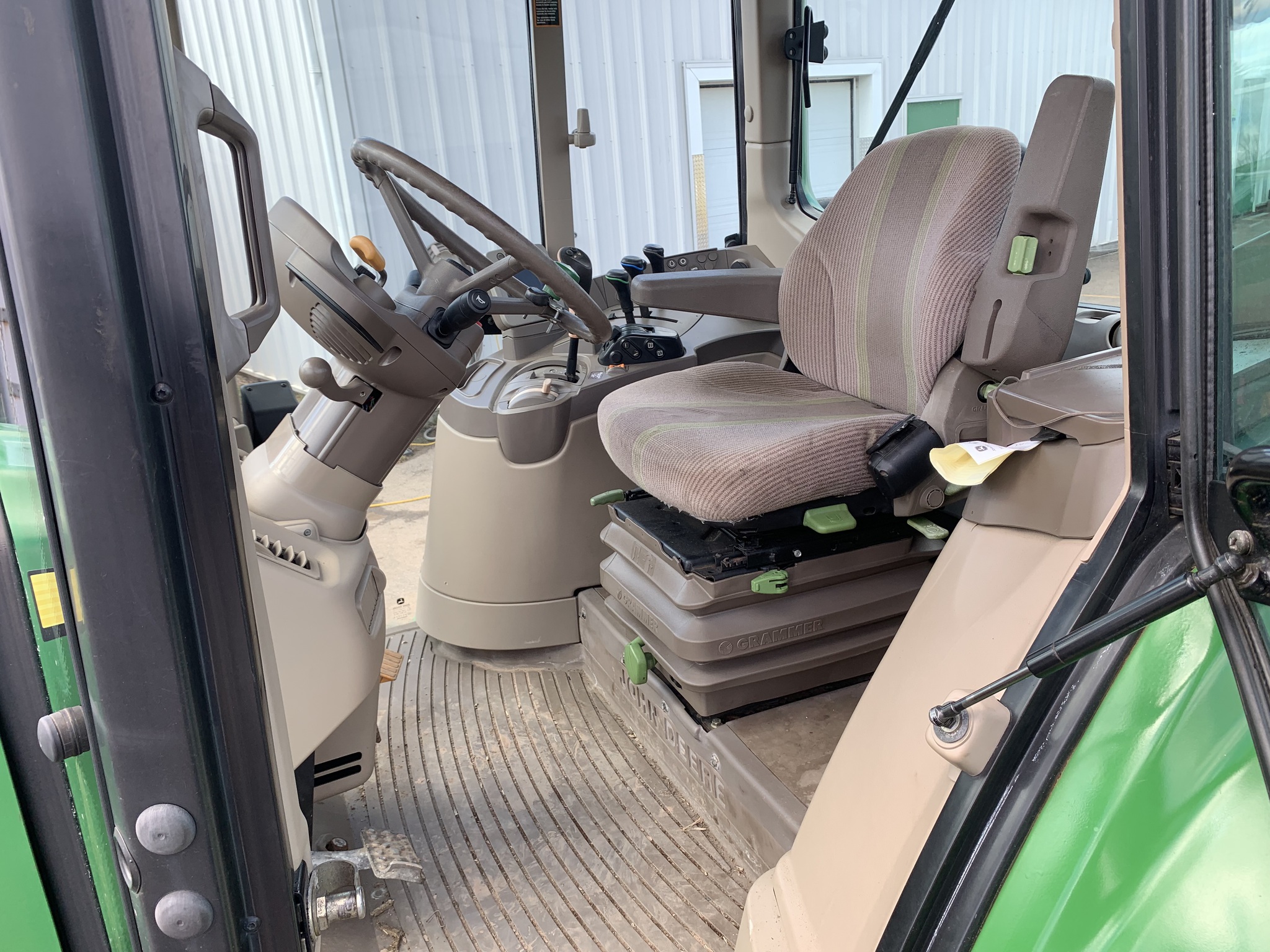 2008 John Deere 6230 Image 7