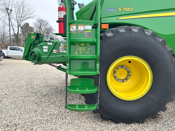 2019 John-Deere S780