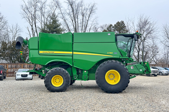 2019 John-Deere S780