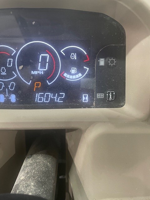 2021 John Deere XUV 835R Image 5