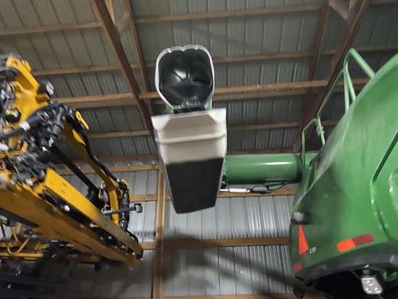 2024 John Deere X9 1100 - Photo16