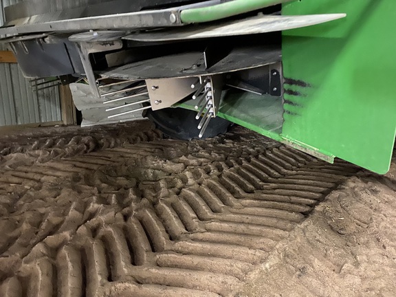 2024 John Deere X9 1100 - Photo15