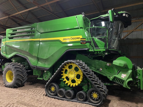 2024 John Deere X9 1100 - Photo1