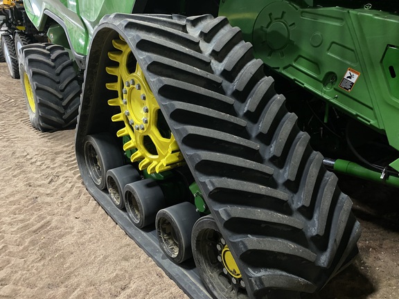 2024 John Deere X9 1100 - Photo11