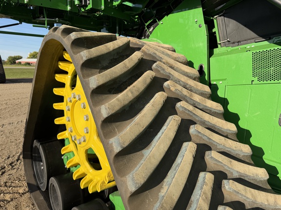 2024 John Deere X9 1100 - Photo9