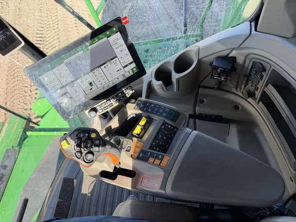 2024 John Deere X9 1100 - Photo45