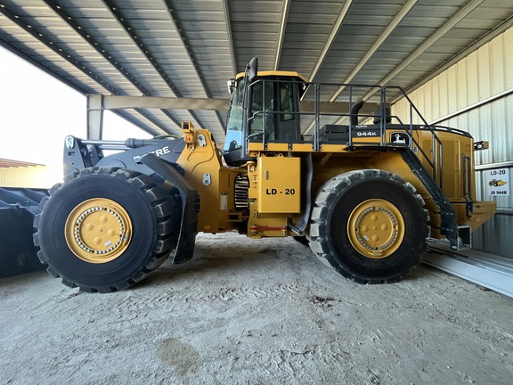 2023 John Deere 944K