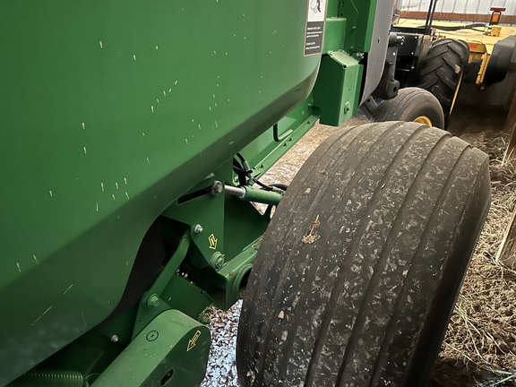 2021 John Deere 560M (3rd thumbnail)