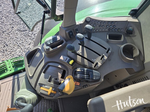 Photo of 2024 John Deere 6130M