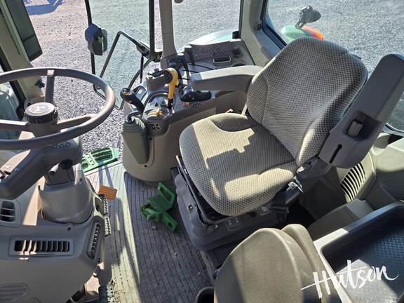 Photo of 2024 John Deere 6130M