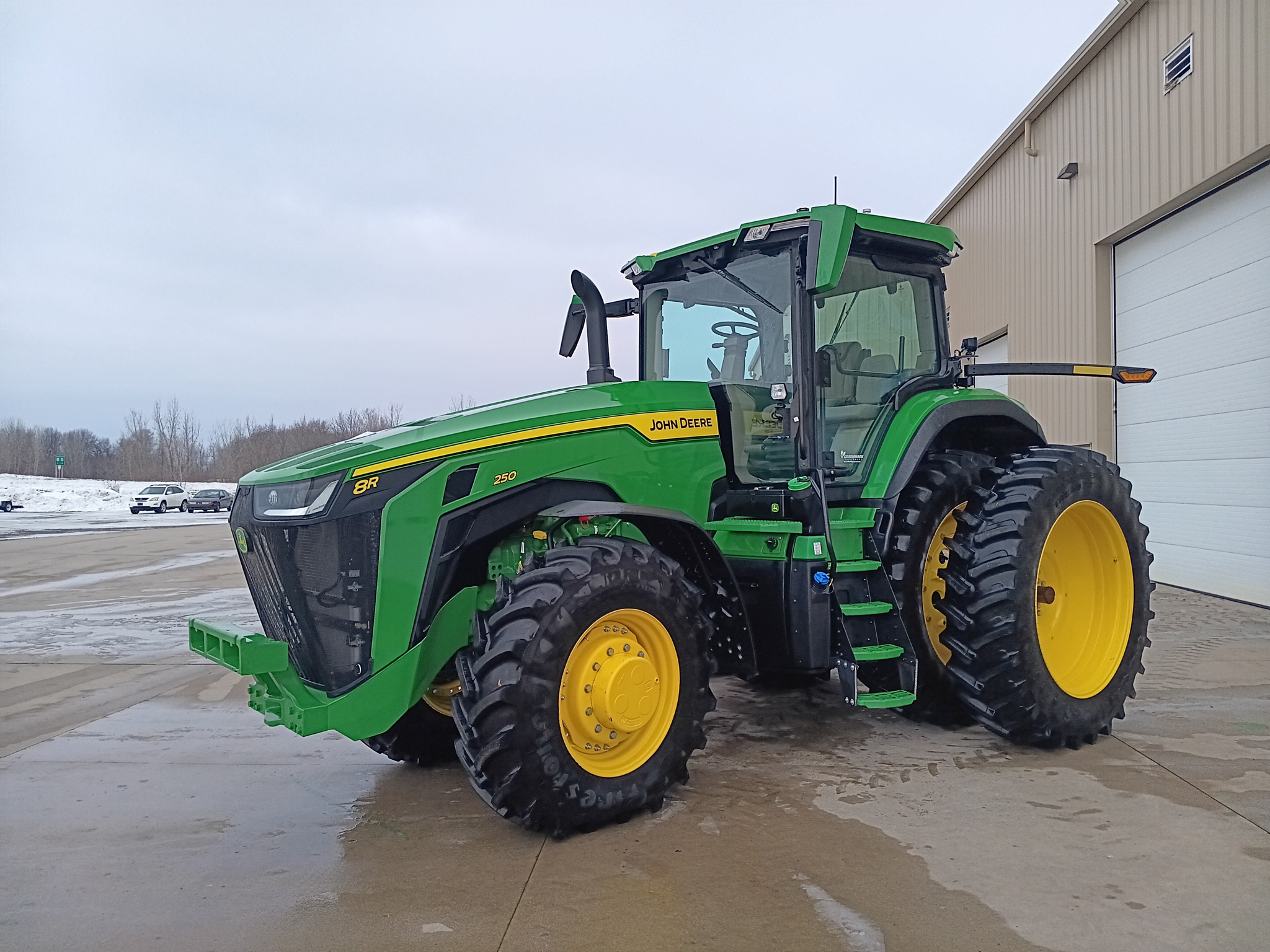 2024 John Deere 8R 250 Image 3