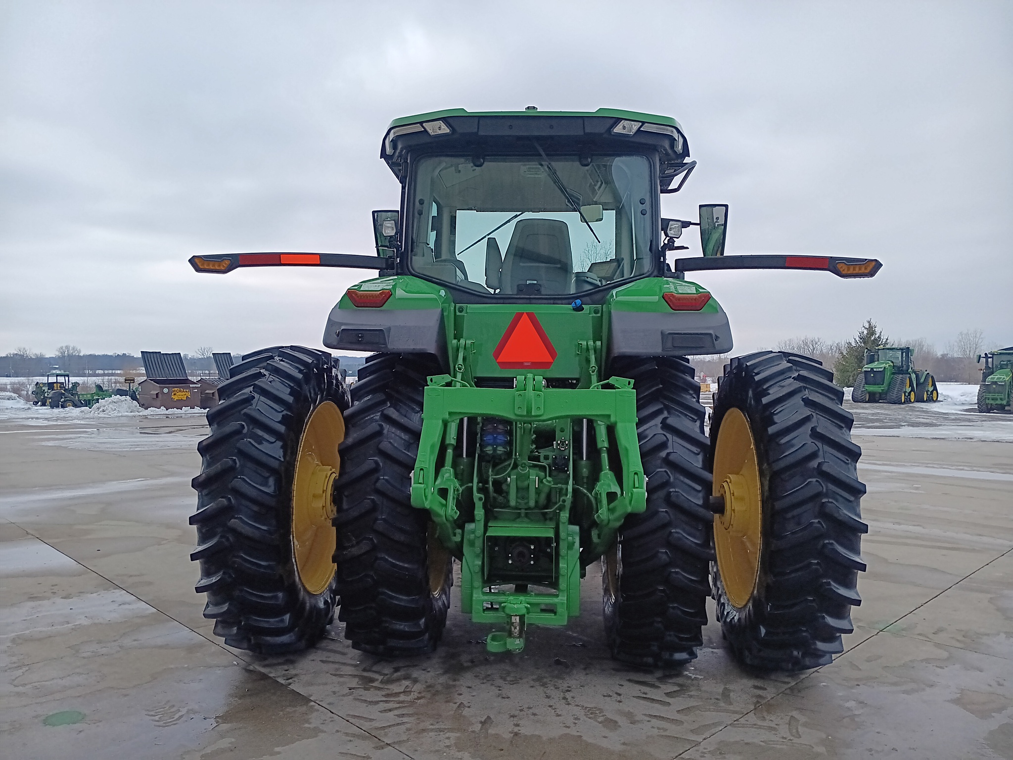 2024 John Deere 8R 250 Image 7